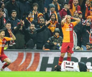 Galatasaray ,Benfica ‘ya boyun eğdi:2-1