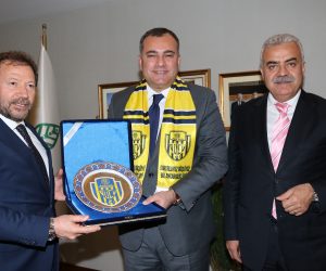 ANKARAGÜCÜ’NDEN TAŞDELEN’E KUTLAMA