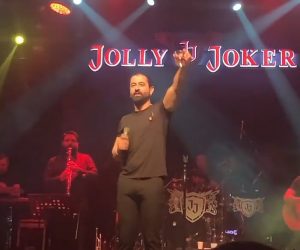 Koray Avcı'dan Sevenlerine Muhteşem Performans