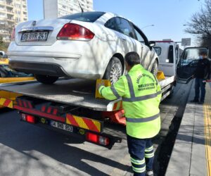 BÜYÜKŞEHİR’İN ÜCRETSİZ ARAÇ ÇEKİCİ HİZMETİ DEVAM EDİYOR