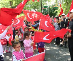 19 MAYIS BÜYÜK BİR COŞKUYLA KUTLANACAK