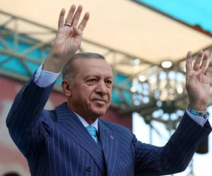 Erdoğan, 5 bin 615 konutun temellerini Ankara da attı.