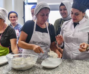 BAŞKENTİN HÜNERLİ ELLERİ BELMEK’LERDE BULUŞUYOR