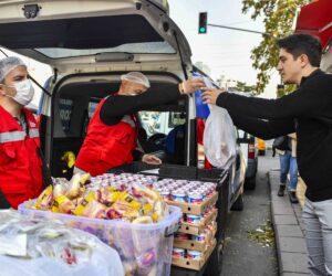 Ankara Büyükşehirden Öğrencilere 4 çeşit yemek