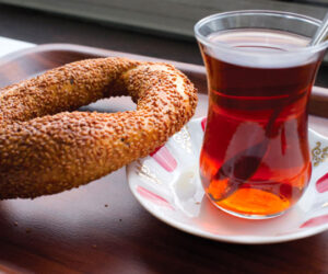 Çay-Simit hesabı da şaştı bu işe !