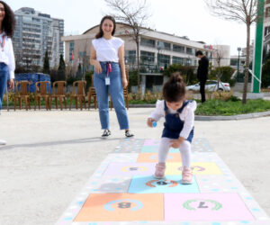 ÇANKAYALI ÇOCUKLARA SOKAKTA ŞENLİK VAR!      –