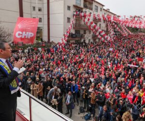 “Emeklilerin, çalışanların, yoksulların hakkını söke söke alacağız!