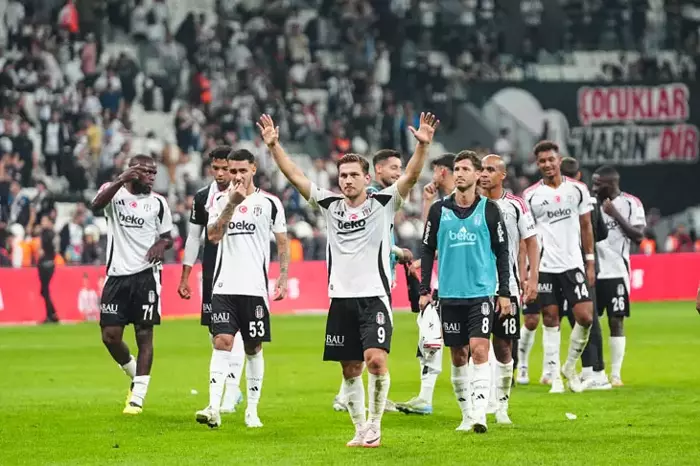 Beşiktaş Lyon’u evinde 1-0 yendi.