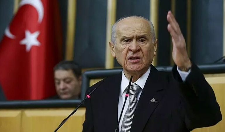 Bahçeli’ den Halk TV ve Gazetecilere; Burunlarından fitil fitil getireceğiz !