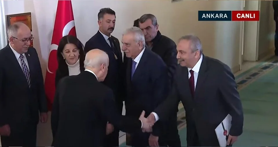 DEM Heyeti Bahçeli yi ziyaret etti